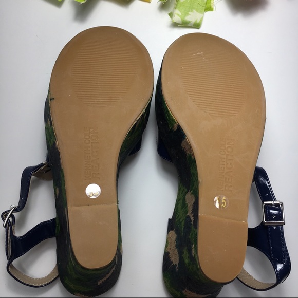 Kenneth Cole Reaction Real Deal Platform Heel - Picture 6 of 8